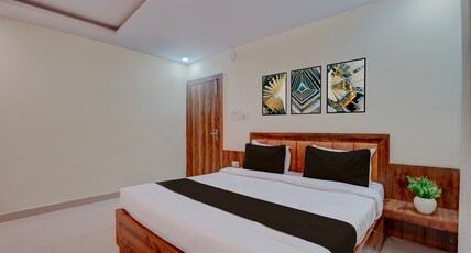 Super Townhouse Hill View Road Bariatu Formerly Hotel Hill Top Room Type - Premium