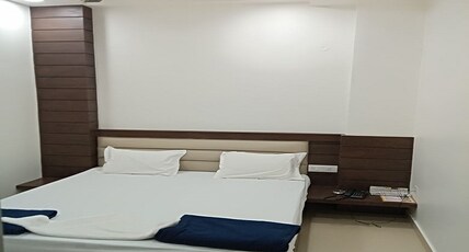 HOTEL CITY INN Room Type - AC Deluxe Rooms