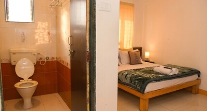 Green Woods Cottage Room Type - Standard Bedroom