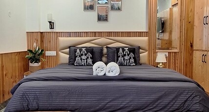 Saathi Stay & Cafe Room Type - Bedroom 5