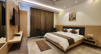 Maa Trinayani Palace Room Type - Double Super Deluxe Room Maa Trinayani Palace Room Type - Double Super Deluxe Room