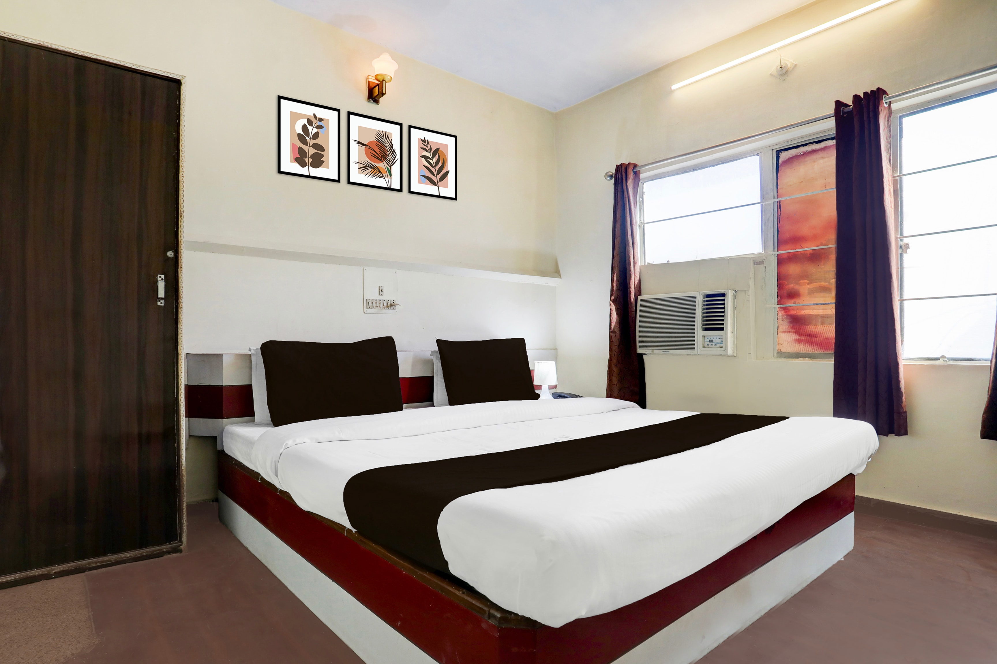 Collection O Lashkar Gwalior formerly Hotel Banjara - Tap to explore photos