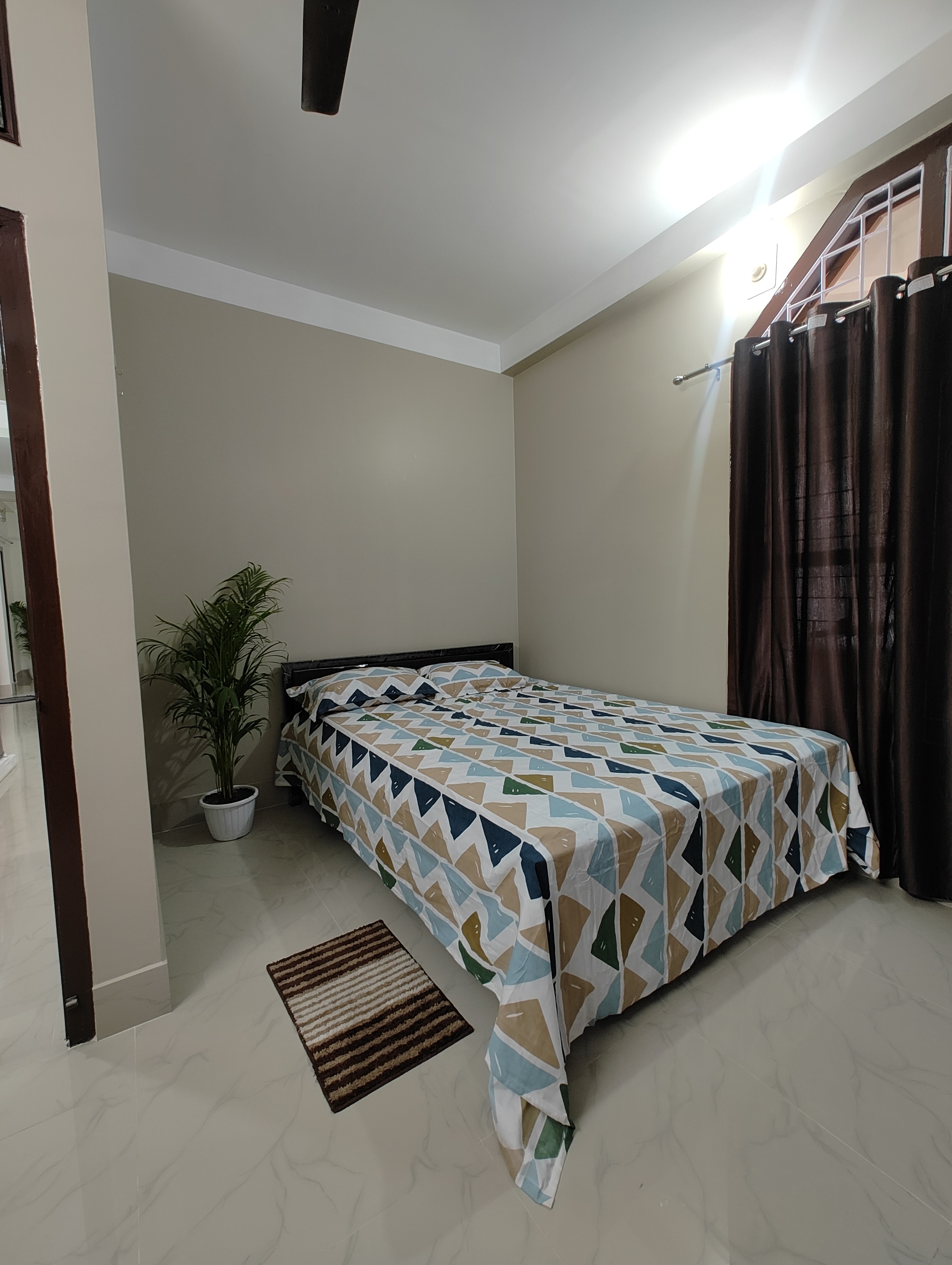 eVara homEs - Tap to explore photos