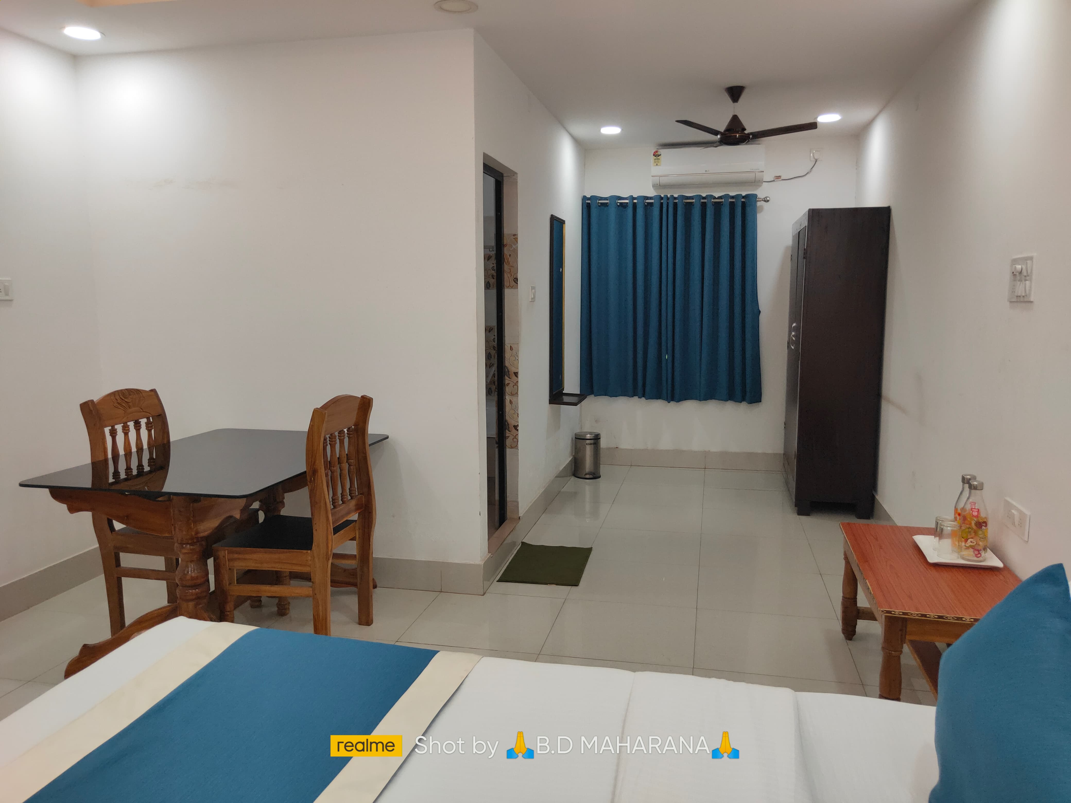 Maa Gouri Guest House - Tap to explore photos