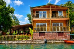 Address of Rivveria lake side cottages
