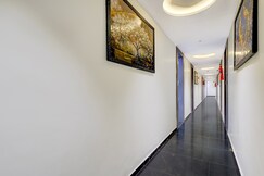 Super HOTEL O R TOWN