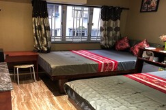 Rich Hostel
