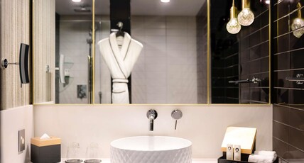 SOFITEL WELLINGTON Room Type - SUPERIOR ROOM, 2 Single Beds, Work Desk, Complimentary WiFi