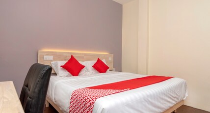 OYO 778 Bmw 2 Hotel Room Type - Deluxe King
