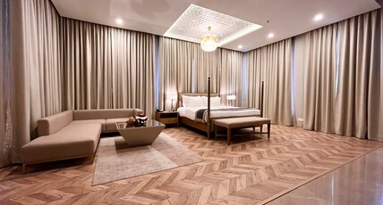 Hotel Centre Point Room Type - Presidential Suite with Dining and Living Area