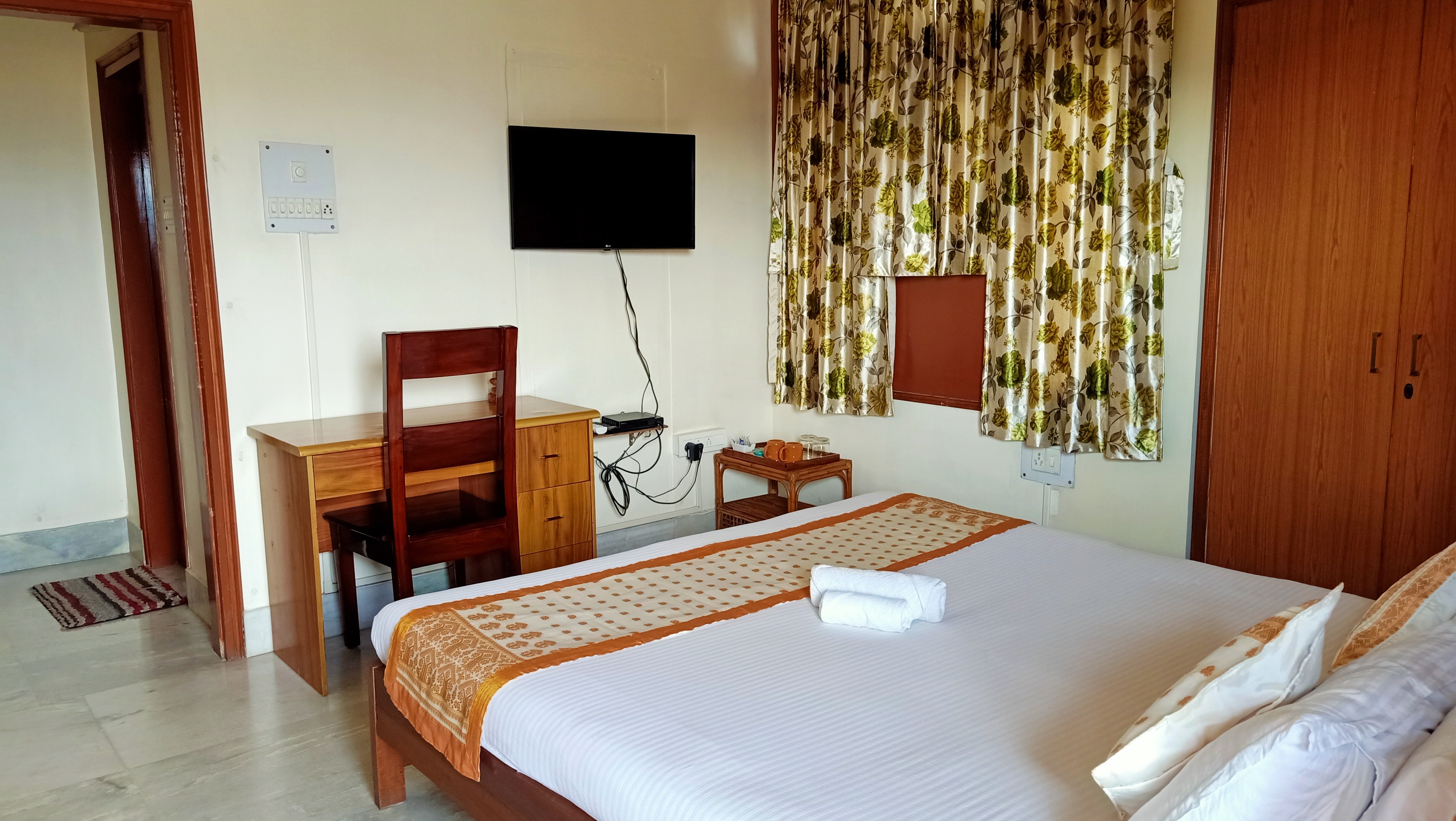 River Breeze Home.....A Comfort Stay - Tap to explore photos