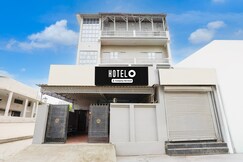 Super Hotel O Dehradun City Centre