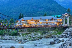 PARADISE-The Whitehouse Cafe (A Riverside Retreat)
