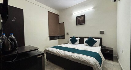Hotel Akaal Residency Room Type - Deluxe Room