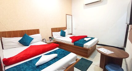 Hotel Shree Govind Room Type - Deluxe Room