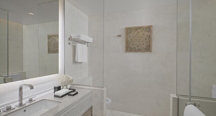JABAL OMAR HYATT REGENCY MAKKAH Room Type - 1 King Bed with a View and Club Access