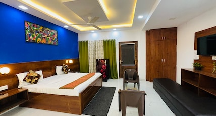 Golden House Delhi Room Type - Deluxe Room Golden House Delhi Room Type - Deluxe Room