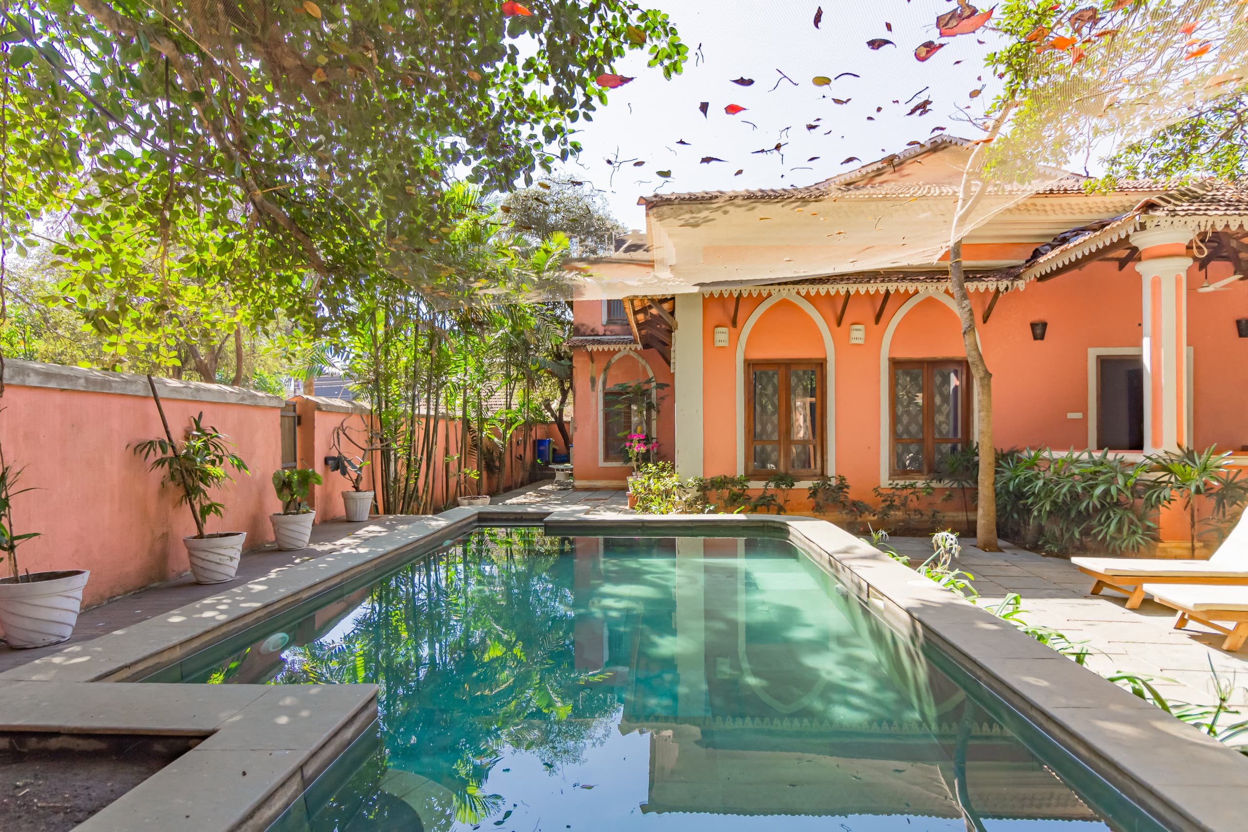 Beach Villa Anjuna with private pool - Tap to explore photos
