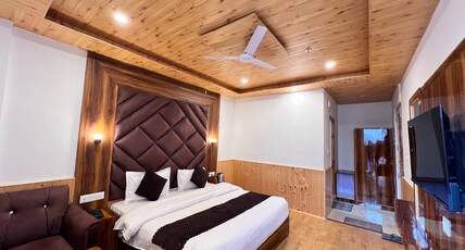 Hotel RL Villa By Rawat Hotels Room Type - Deluxe Room With Private Balcony