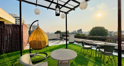 BluO Studio2 Golf Course Road, Gym, Balcony Garden Room Type - BluO Studio2 Golf Course Road, Gym, Balcony Garden