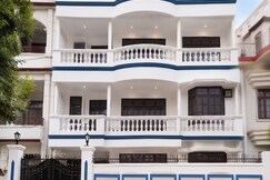 Hotel Stay Inn Near Mithai Wala