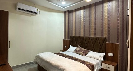 Heaven Stay Room Type - Deluxe City View King Bed