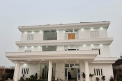 Regency Villa