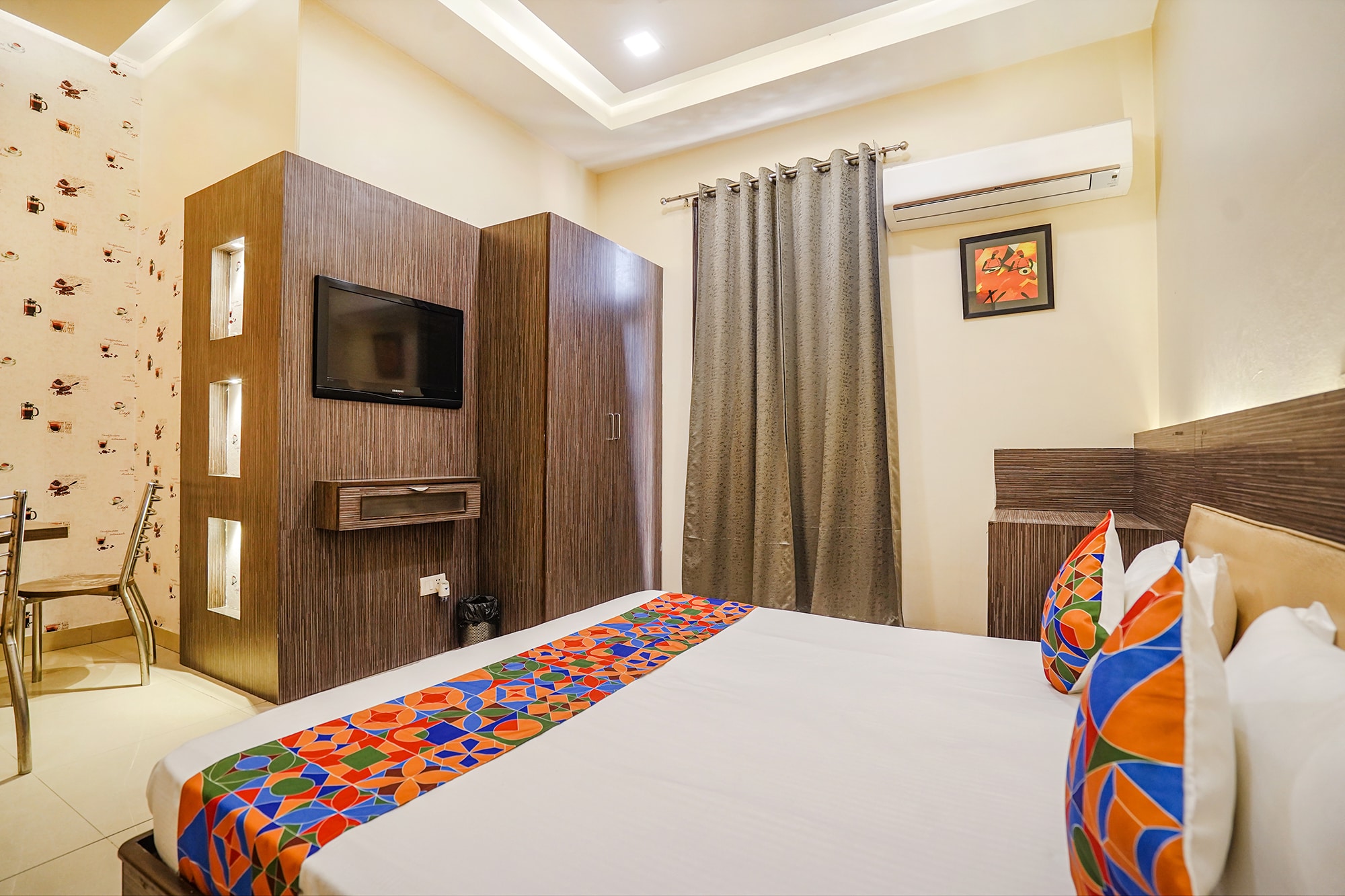 FabHotel Rivlet Premium - Tap to explore photos