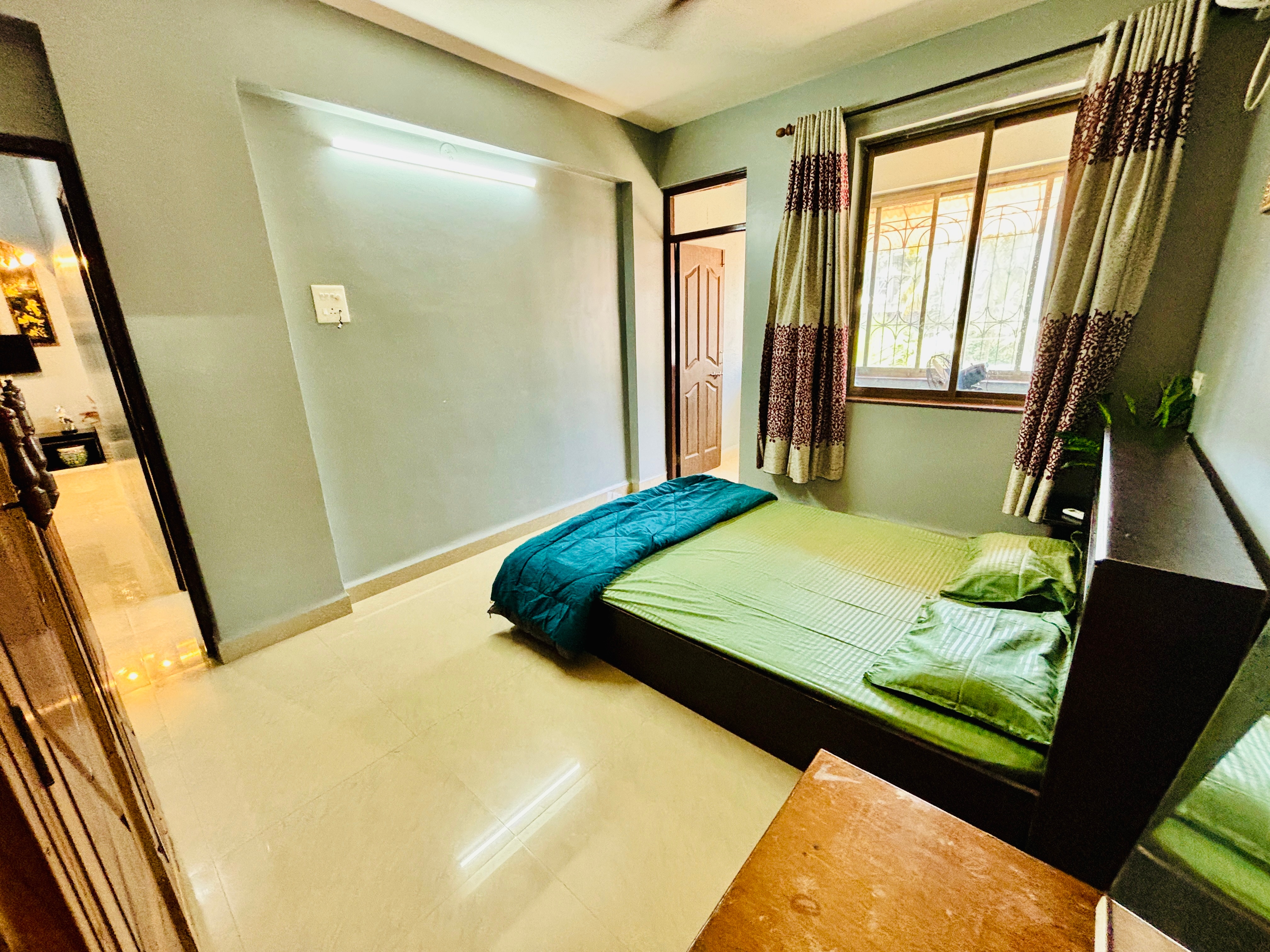 Luxury 2bhk Apartment with AC/Wifi at Benaulim Beach - Tap to explore photos