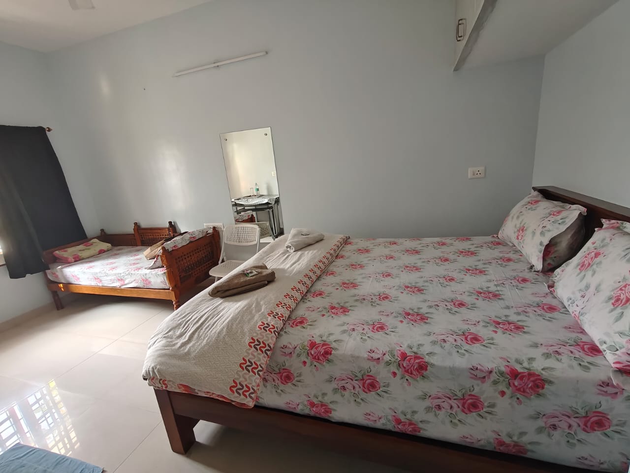 Homestay Chethana  HSR Bangalore - Tap to explore photos