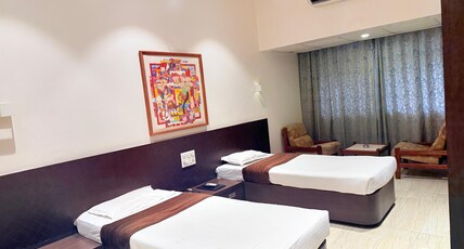 Hotel Sanket Room Type - ORIENTAL A/C DELUXE