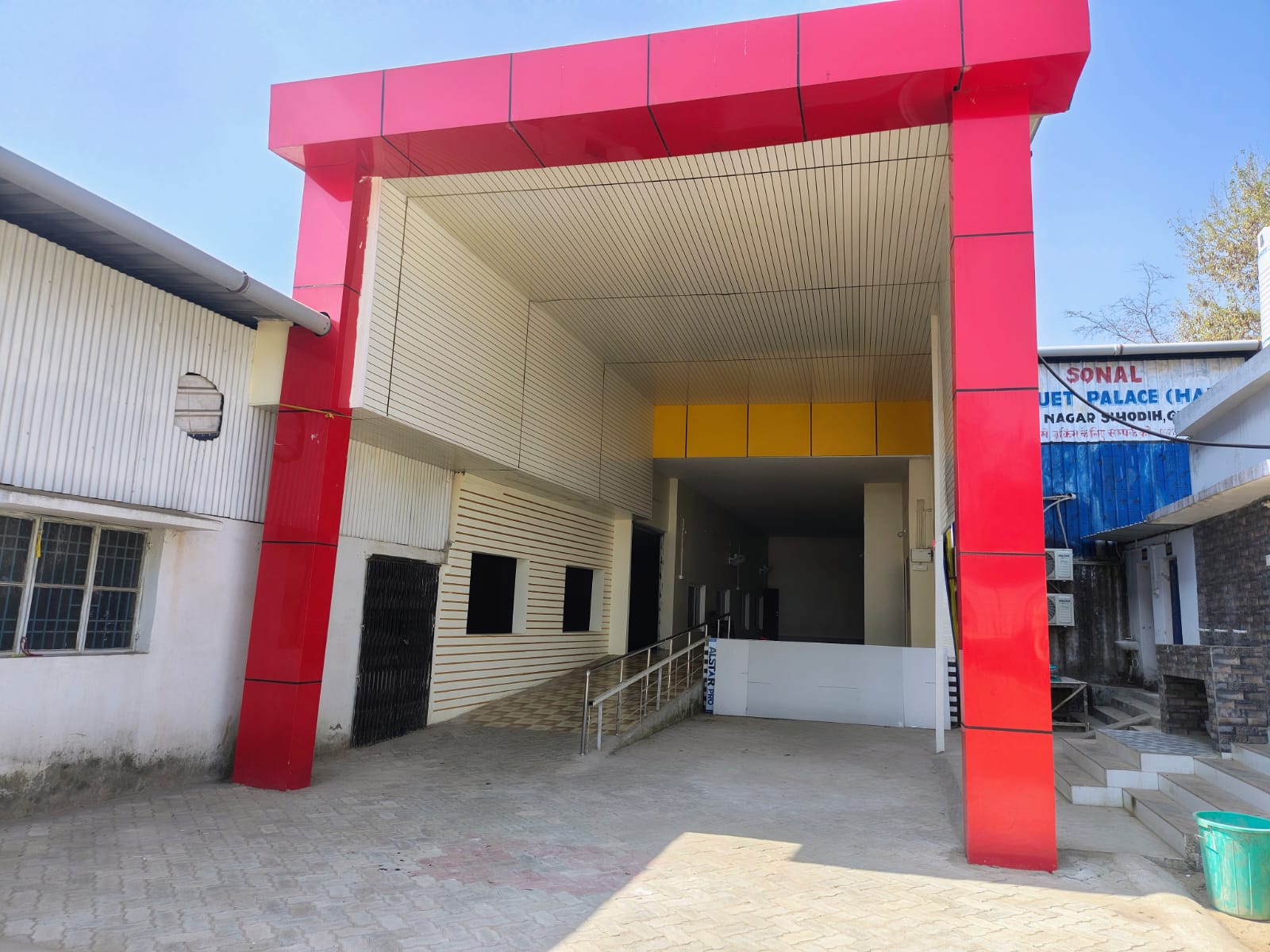Main gallery