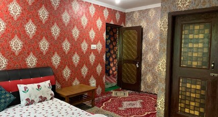 Ussam Home Stay Room Type - Standard Room (Non- AC)
