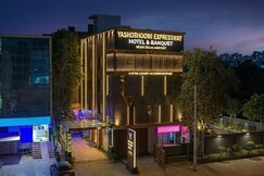 Hotel Yashobhoomi Tashree Dwarka
