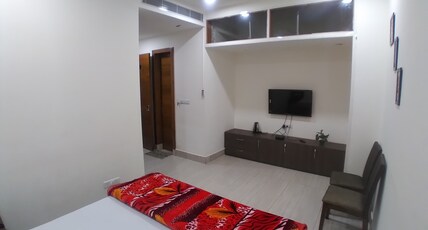 Hotel GOLDYS Room Type - Deluxe Room