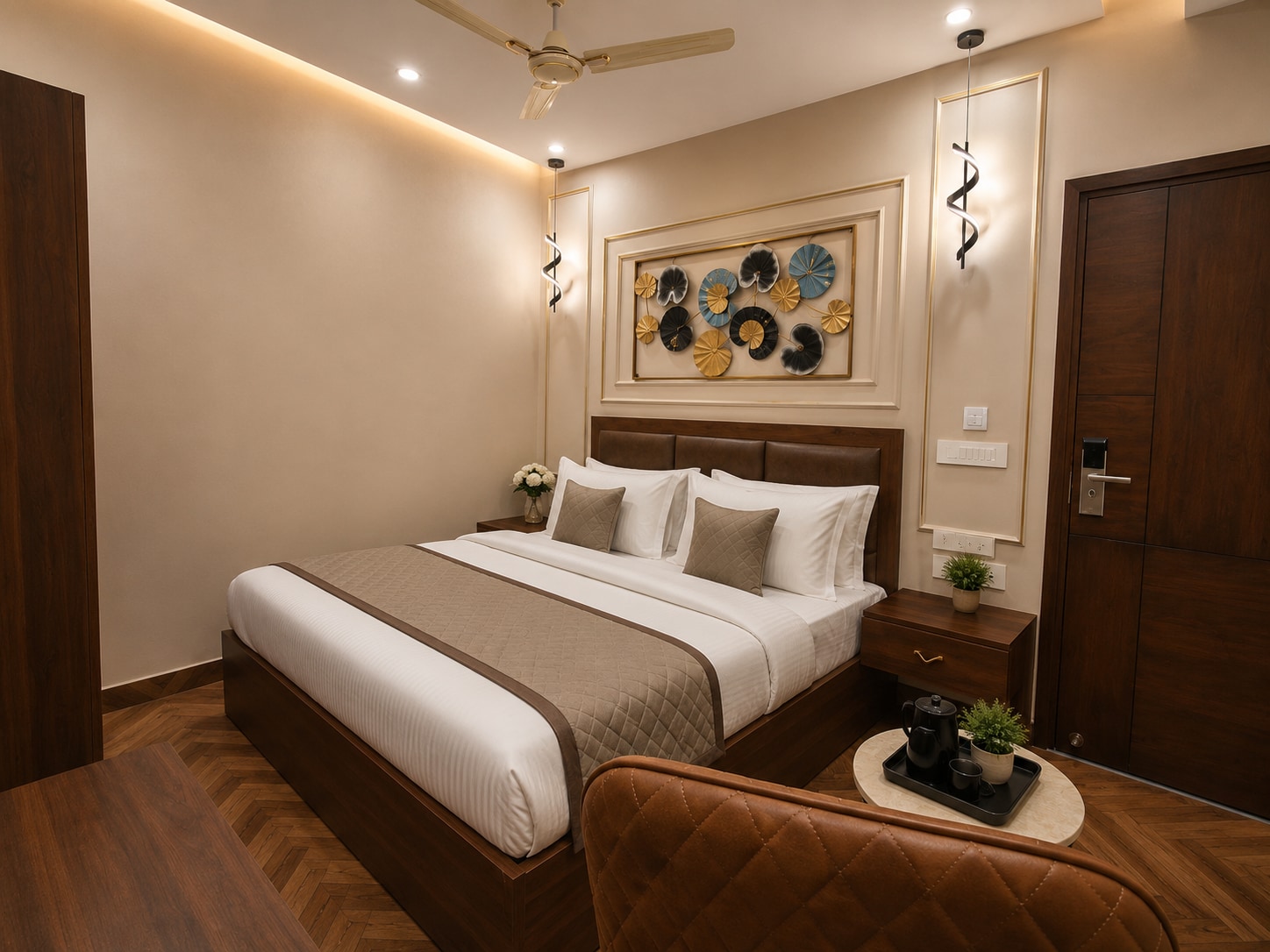 Qotel Comfort Oasis Rajouri Garden  Newly Built 2026 - Tap to explore photos