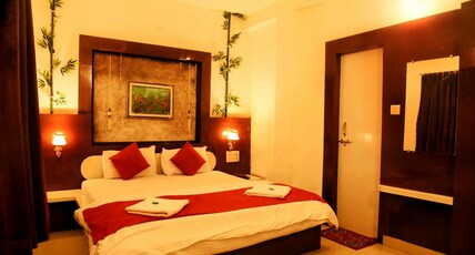 Hotel Himalaya Room Type - DELUXE NON AC ROOM