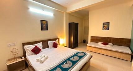 Shivashray Luxury Stays & Inn Room Type - Yajurved : Super Deluxe Room with Balcony