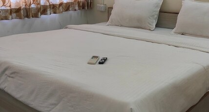 Ghate Rooms Room Type - Golden Ac Room