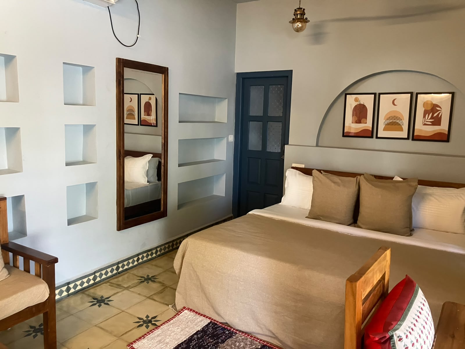 Aali villas private rooms with common pool 500m from Marari beach - Tap to explore photos