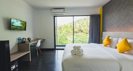 Wake Up Aonang Hotel Room Type - Deluxe Sea View