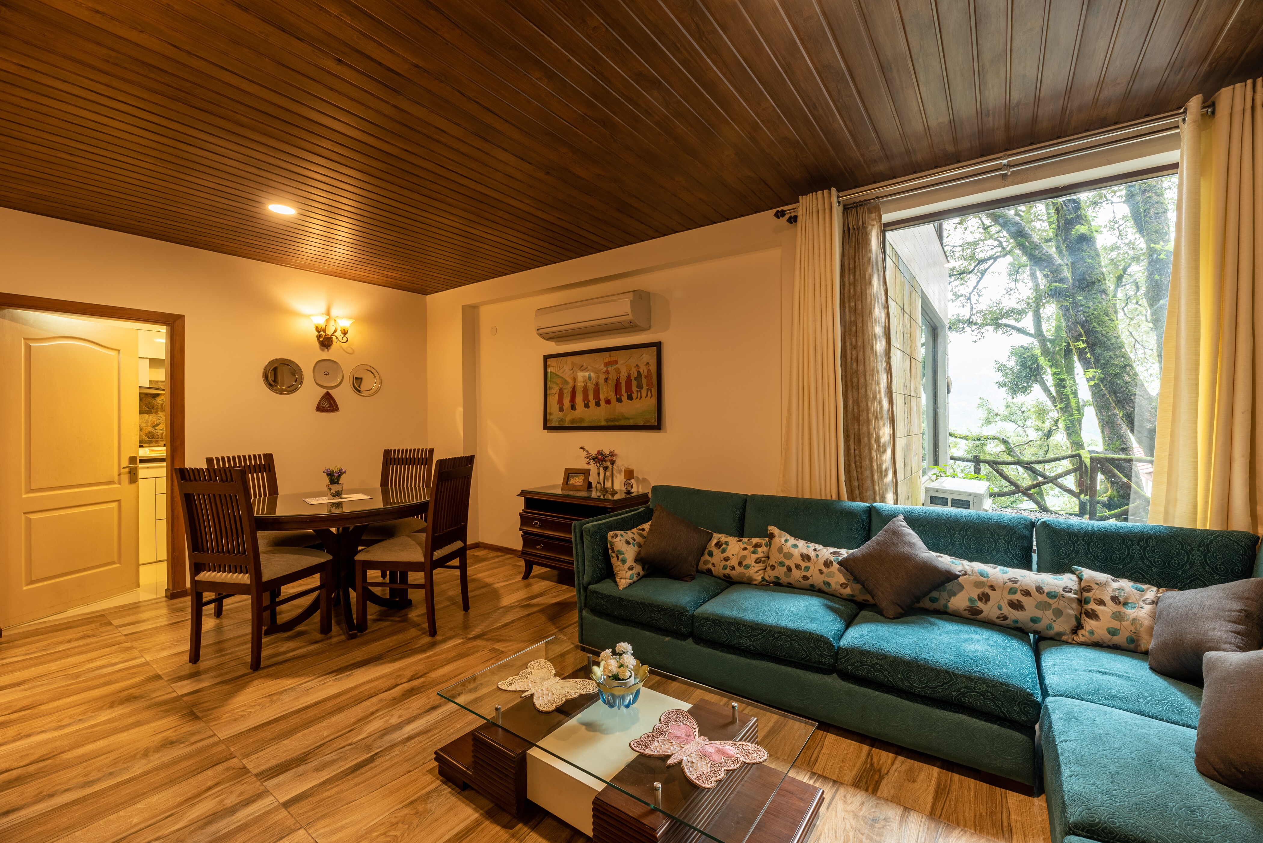 Mountain High | Entire 2 BHK Apartment - Tap to explore photos