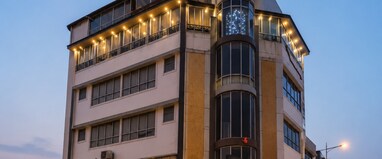 HOTEL UR ( Nearby Prayagraj Junction & High Court)