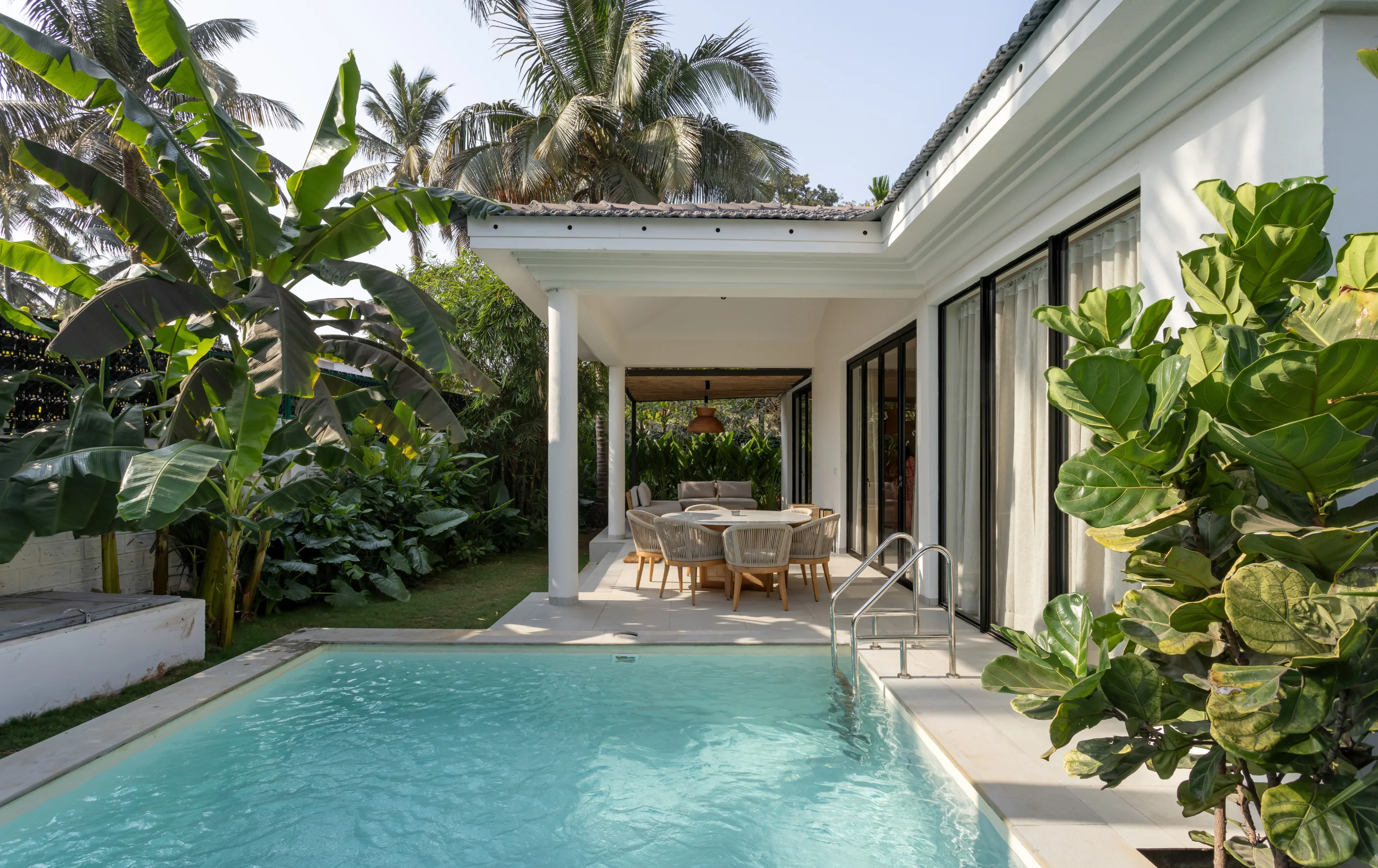 Sere Resort Goa: Luxurious 3BHK & 4BHK Villas - Tap to explore photos