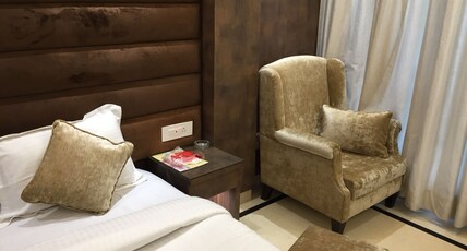 JR residency Room Type - Deluxe Room