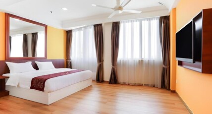 Hotel O Hotel Ramai Room Type - Deluxe King