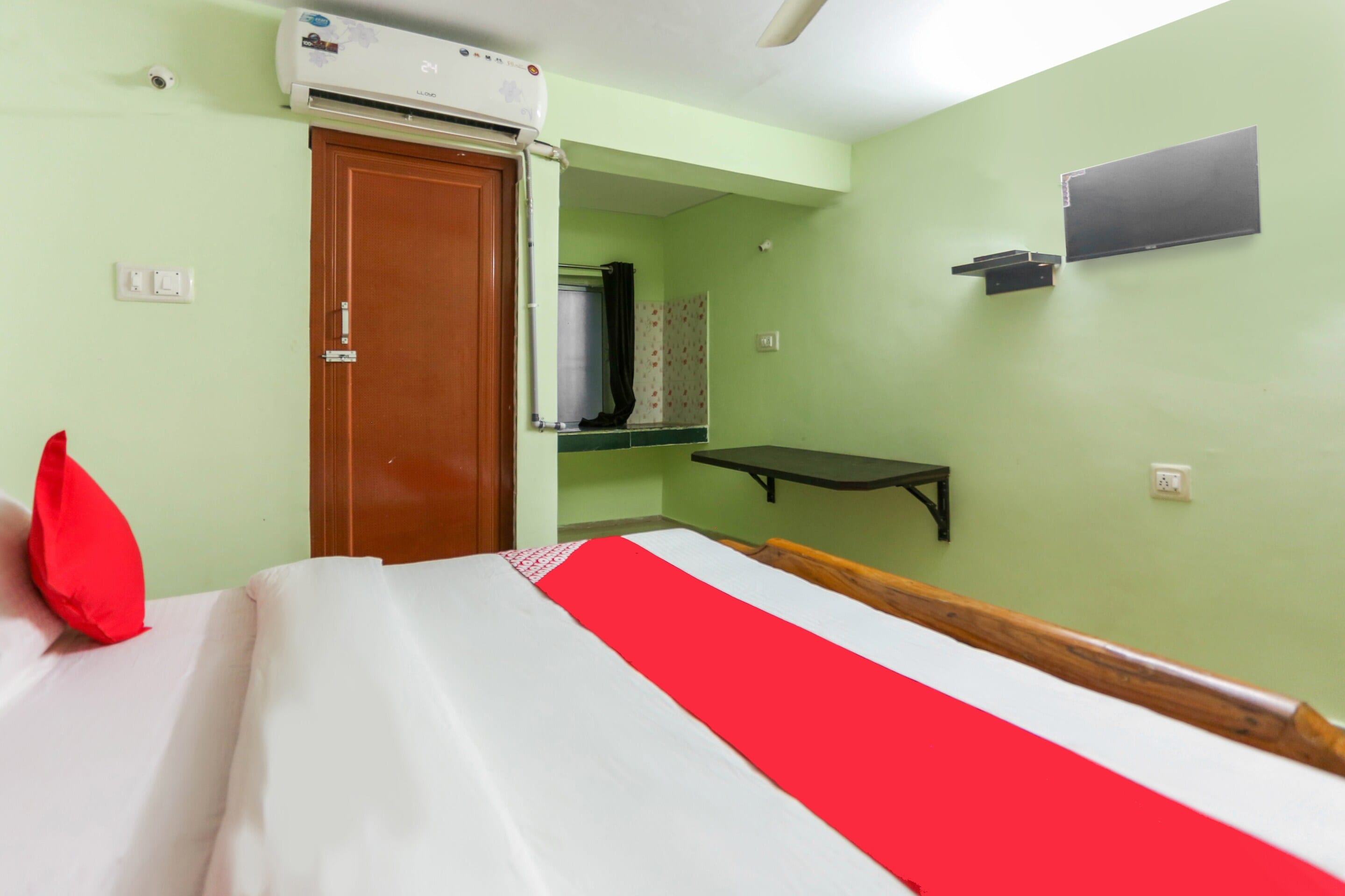 Hotel O Sai Sadanand Residency - Tap to explore photos