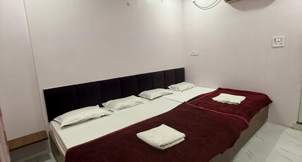 SAMRUDDHI RESIDENCY Room Type - Room 204 - 4bed ( no lift )