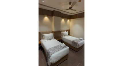 Hariganga's The Lake Attitude Room Type - Deluxe Twin Bed Room