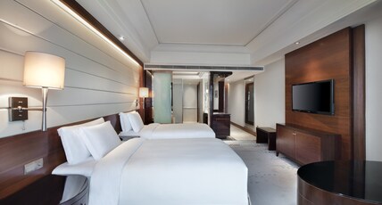 Crowne Plaza Nanchang Riverside, an IHG Hotel Room Type - 2 Twin Standard River View